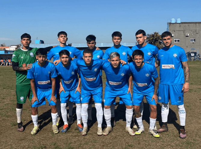 JJUrquiza, J.J.Urquiza, Juveniles, Cuarta División, 2025, Fecha 15, 4ta