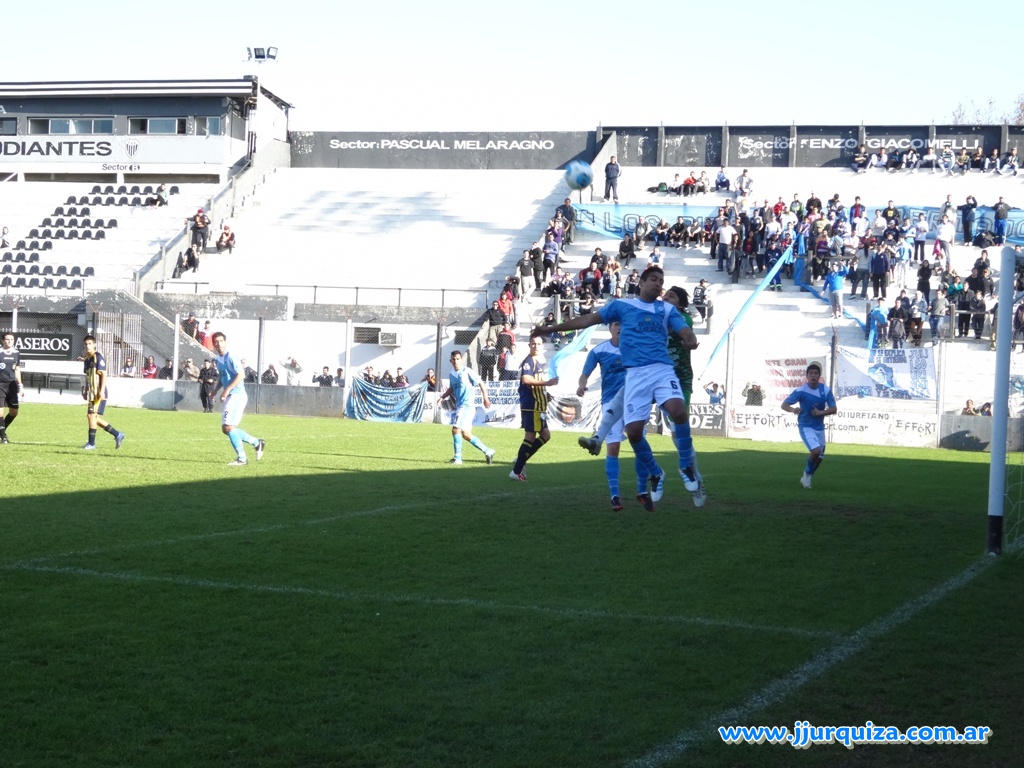 JJUrquiza vs Dock Sud, 1er fecha del torneo de Primera C 2013-14, AFA
