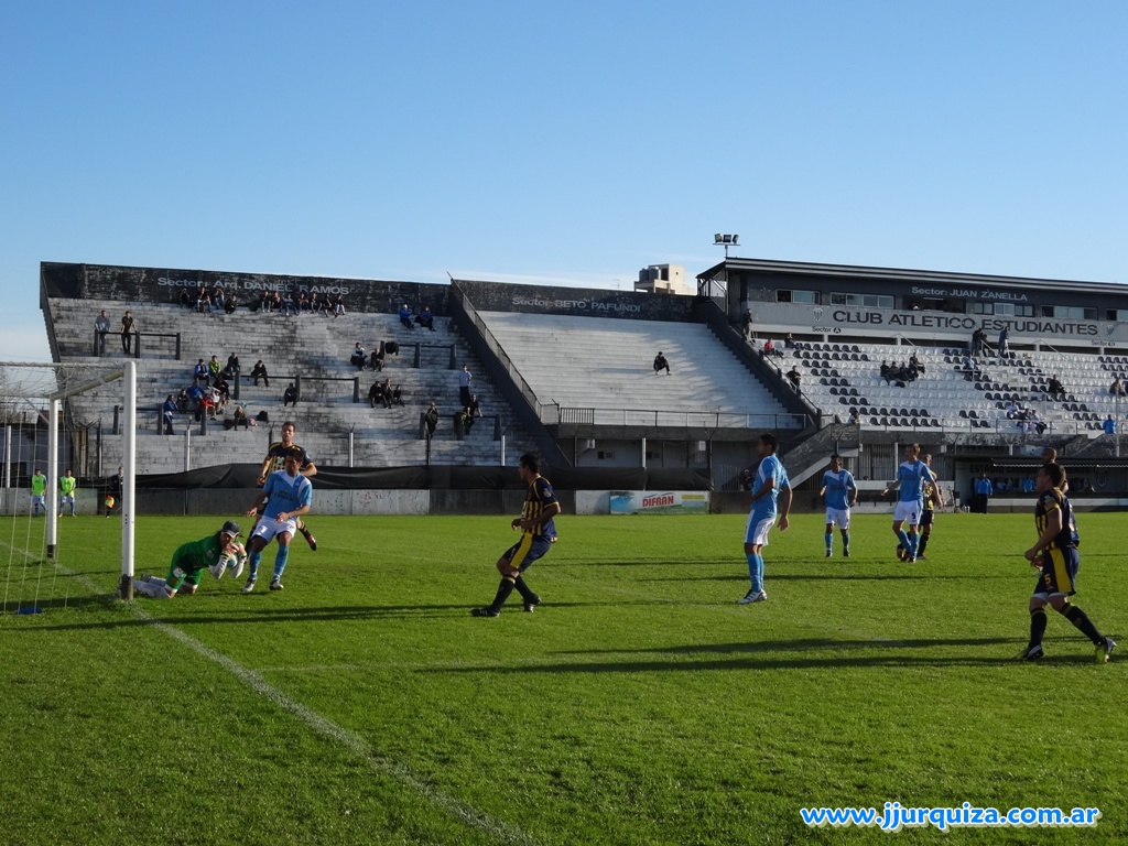 JJUrquiza vs Dock Sud, 1er fecha del torneo de Primera C 2013-14, AFA