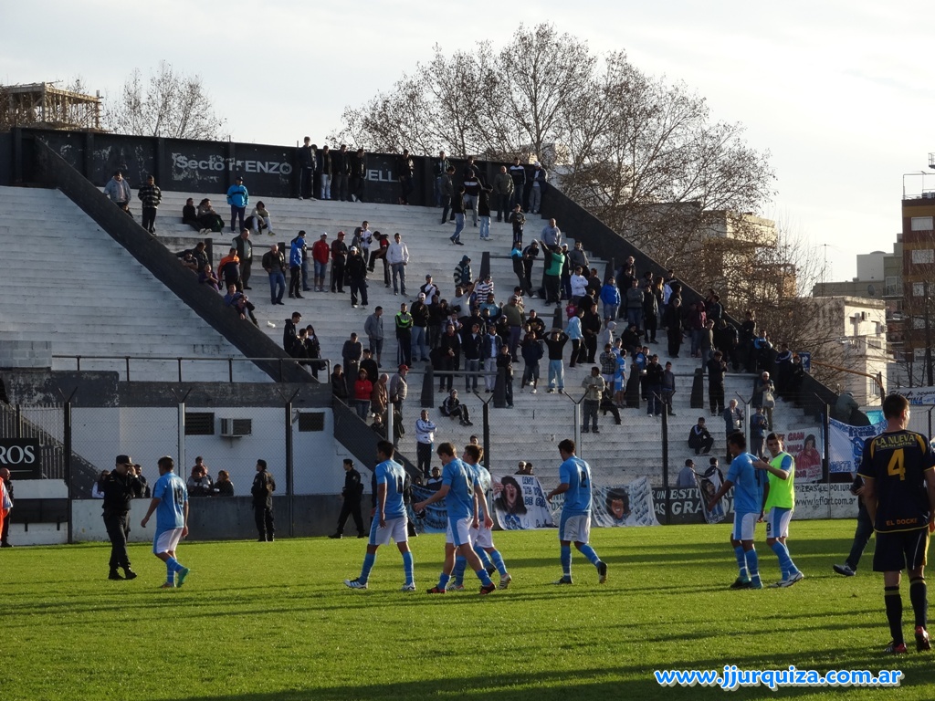 JJUrquiza vs Dock Sud, 1er fecha del torneo de Primera C 2013-14, AFA