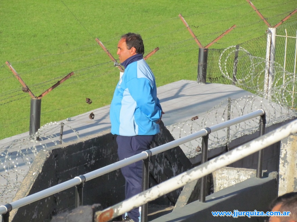 JJUrquiza vs Dock Sud, 1er fecha del torneo de Primera C 2013-14, AFA